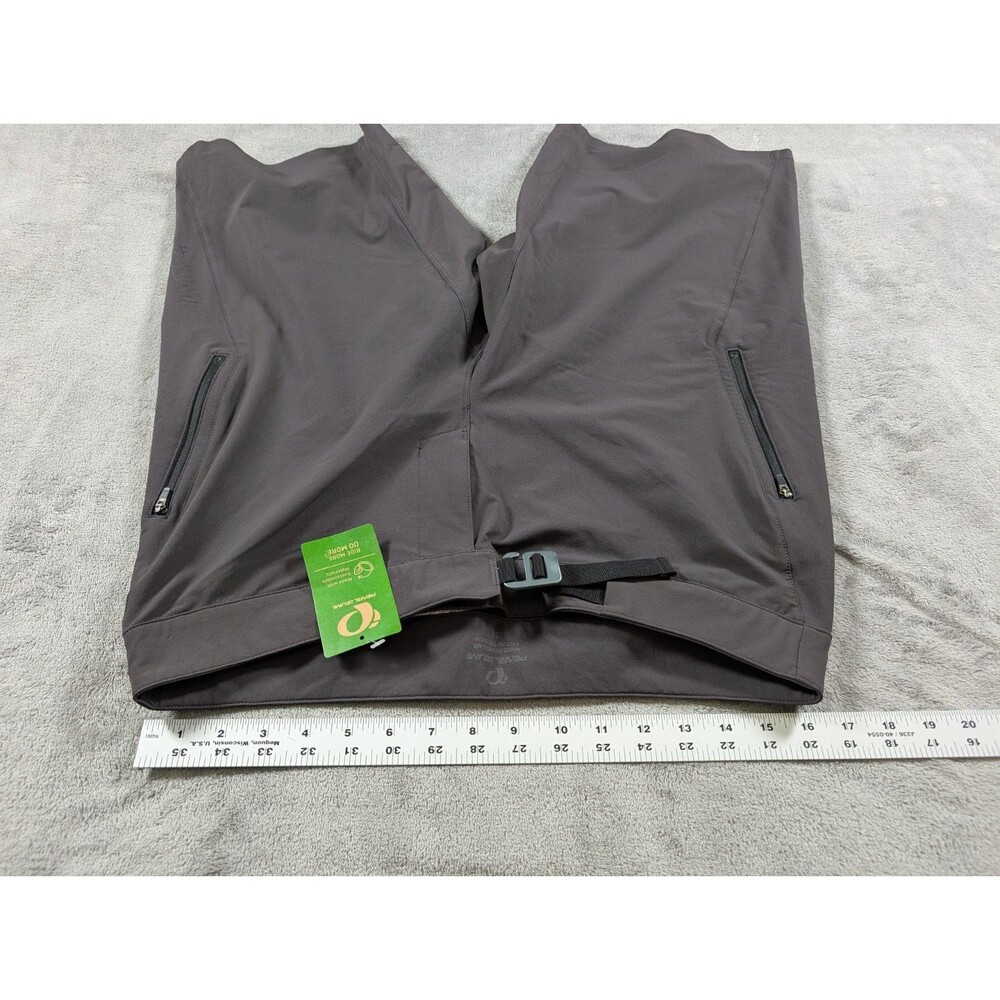 Pearl Izumi Elevate Shell Shorts Gray 34 Standard Fit Bike Athleisure Spell Out - Picture 8 of 10